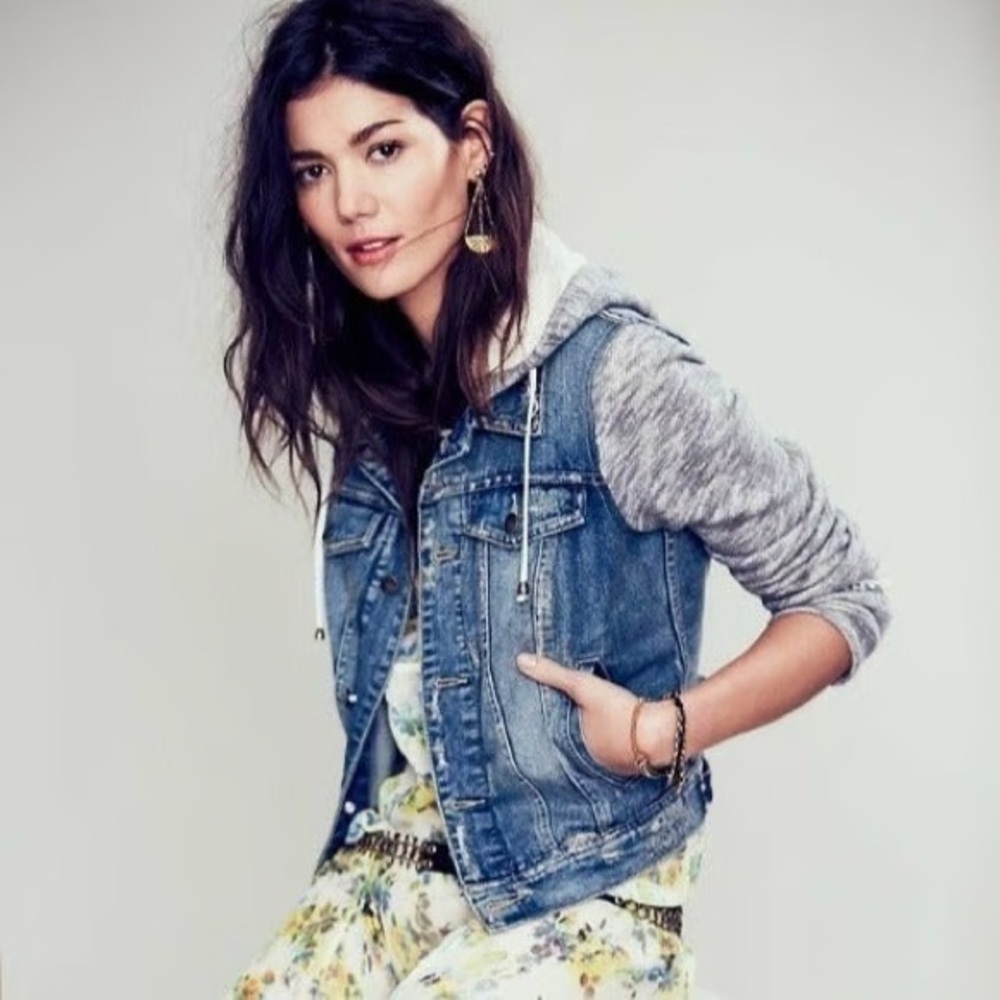 Free People Denim Hoodie Jacket Gray Knit Sleeves Boho Layered XS Slimfit Gypsy - Picture 8 of 10